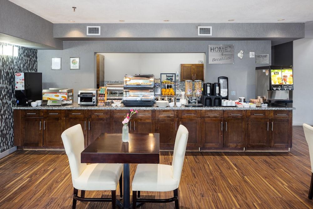 Home Inn & Suites Yorkton Eksteriør billede